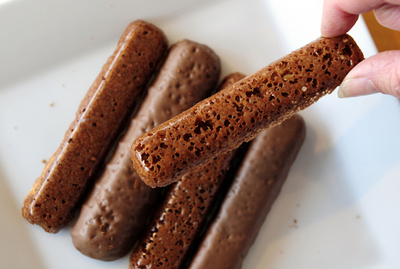 猛暑でもOK、溶けないチョコレートを開発