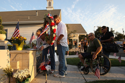 イラク戦争で兄弟2人死亡、カリフォルニアで追悼式