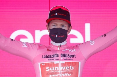 【今日のジロ】ケルダーマンが総合首位に、区間Vヒンドリー