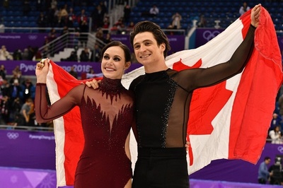 ヴァーチュー/モイア組が引退発表 アイスダンス、2個の五輪金メダル