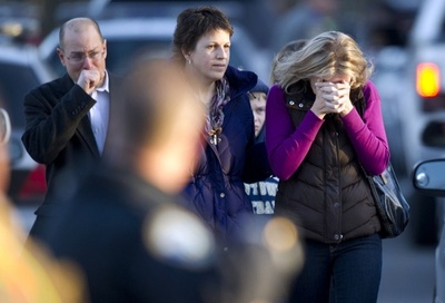 米小学校乱射事件の遺族、銃メーカーを提訴