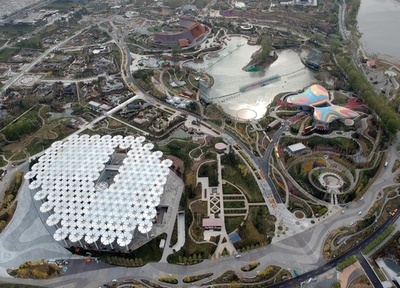 空から見た北京国際園芸博覧会会場 10月まで開催