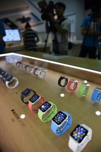 子ども向けスマートウオッチに潜む危険性に警鐘、米消費者保護団体ら