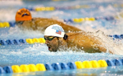 フェルプスが競技復帰後初優勝、米水泳GPシリーズ