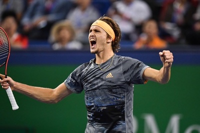 ズべレフが上海マスターズ決勝進出、「現世界一」のメドベージェフ戦へ