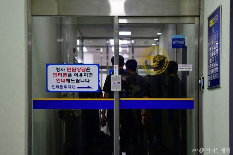 光州広域市の警察を家宅捜索する検察(c)MONEYTODAY