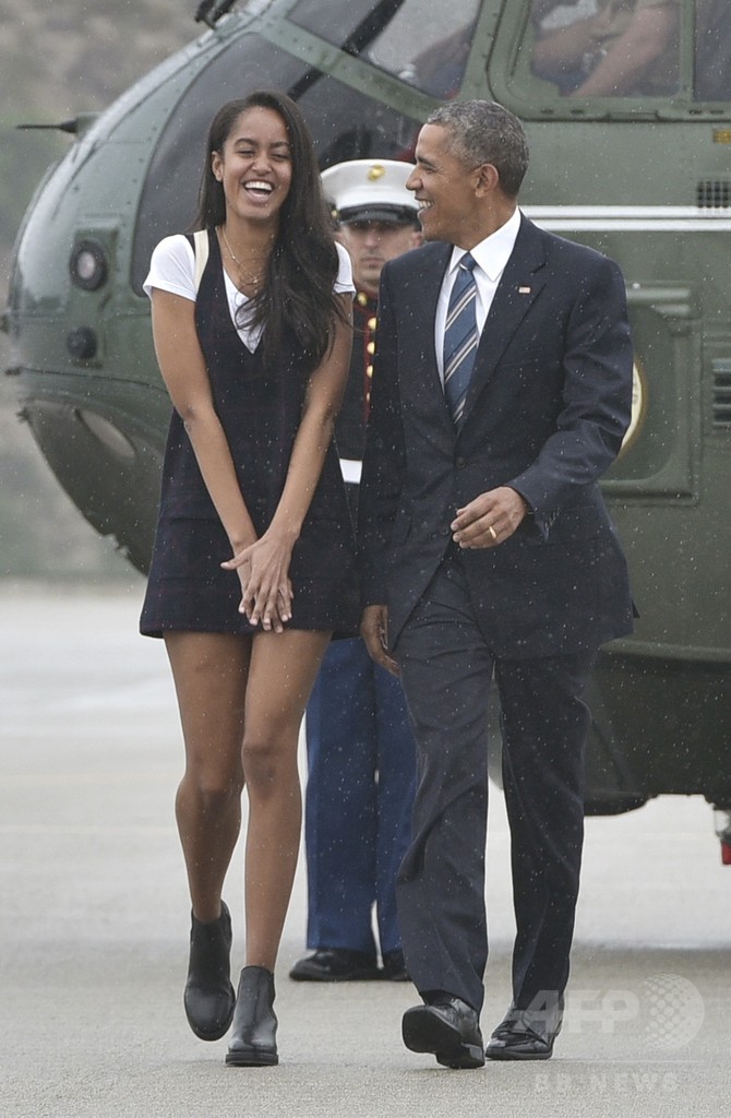 オバマ米大統領 娘マリアさんの高校卒業式に出席 写真2枚 国際ニュース Afpbb News