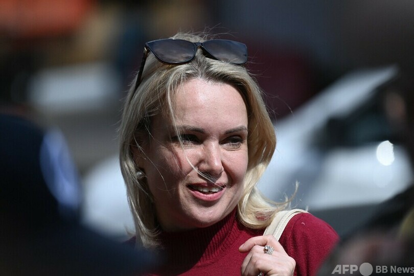 ロシアTVで抗議の女性、再び拘束