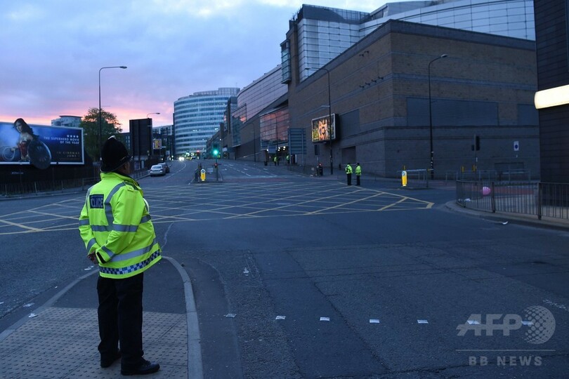 英マンチェスターのコンサート会場で爆発、19人死亡 テロの疑い