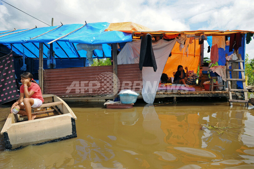 ボリビアの洪水死者、51人以上に