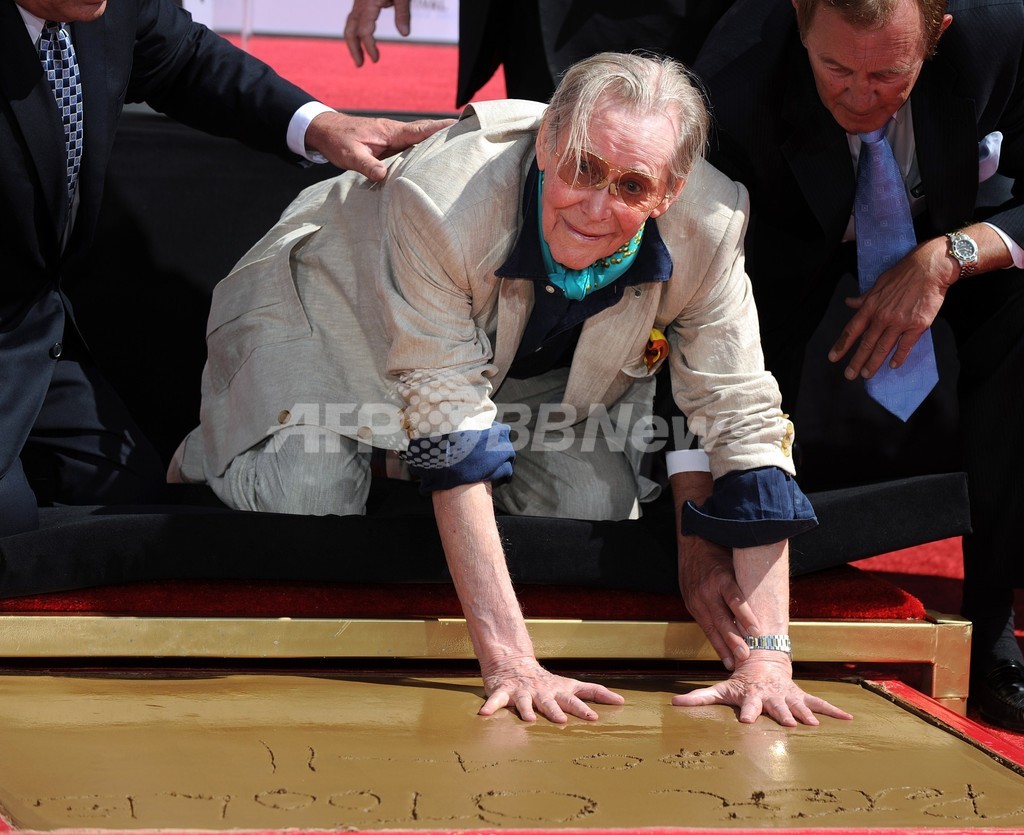 俳優ピーター・オトゥールさん死去、『アラビアのロレンス』で主演 写真3枚 国際ニュース：AFPBB News