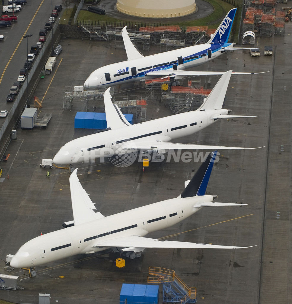 カタール航空なども運航を停止、B787型機 カタール航空なども運航を停止、B787型機