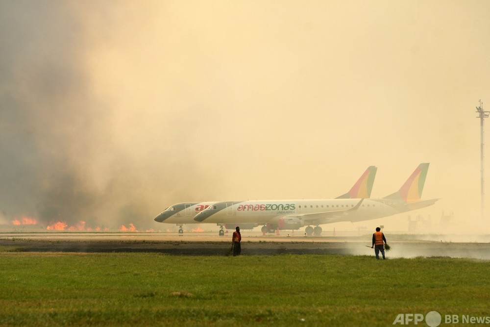 国際空港で火災、国内・国際便が欠航 ボリビア