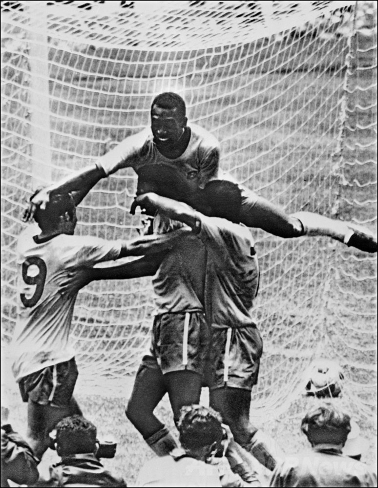 才能あふれるブラジルが3度目の頂点に 1970年w杯メキシコ大会 写真2枚 国際ニュース Afpbb News