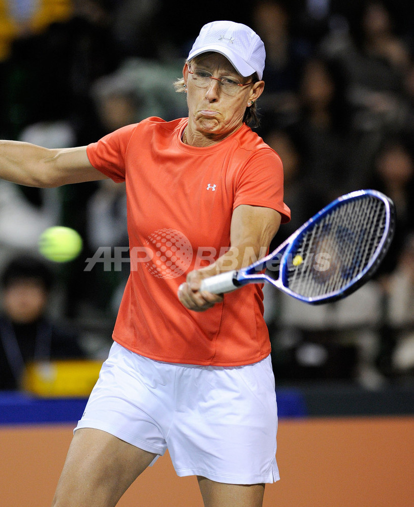 シュテフィ・グラフ氏がエキシビションマッチでマルチナ・ナブラチロワ氏に勝利 写真11枚 国際ニュース：AFPBB News
