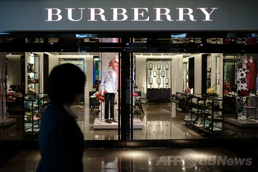 バーバリー売上高、前年比12％増 第1四半期 ポンド高に懸念も
