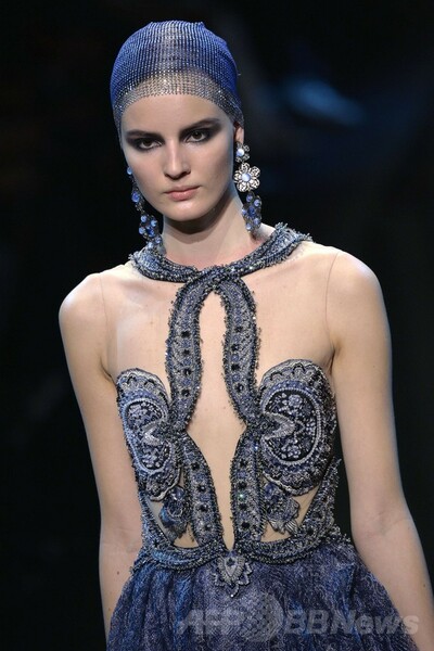 ＜14年春夏パリ・オートクチュール＞ジョルジオ アルマーニ プリヴェ