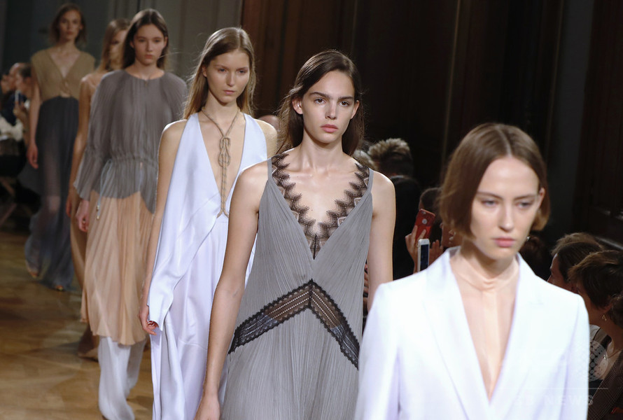 「ヴィオネ」17年春夏