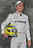 メルボルン（Melbourne）で開催された12F1開幕戦オーストラリアGP（Australian Grand Prix 2012）で写真撮影が行われ、各チームのドライバーが参加した。

ニコ・ロズベルグ（Nico Rosberg）／メルセデスAMG（Mercedes AMG）

誕生日：1985/06/27
通算優勝回数：0
通算獲得ポイント：306.5
グランプリ出走回数：108
ポールポジション獲得回数：0
表彰台：5
F1初出走：2006年バーレーンGP
最高成績：2位
2011年総合成績：7位

F1元世界王者のケケ・ロズベルグ（Keke Rosberg）氏を父に持ち、2006年にウィリアムズ（Williams）でF1デビューを果たしたロズベルグは、09年から11年まで総合7位に入り続けている。

ポーズをとるニコ・ロズベルグ（2012年3月15日撮影）。(c)AFP/Paul CROCK