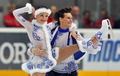 09-10フィギュアスケートGPシリーズ第2戦ロシア杯（%%2009 Cup of Russia%%）アイスダンス。合計81.25点で3位だったロシアのエカテリーナ・ルブレワ（%%Ekaterina Rubleva%%）／イワン・シェフェル（%%Ivan Shefer%%）組。（2009年10月23日撮影）(c)AFP/YURI KADOBNOV