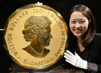巨大！重さ100キロのメープルリーフ金貨