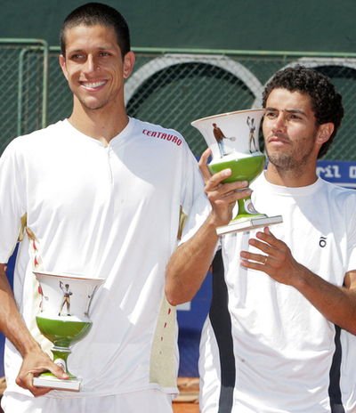 ＜テニス エストリル・オープン2007＞男子ダブルス、アンドレ・サ／Melo組 プリエト／ガルシア組を降し優勝を果たす - ポルトガル