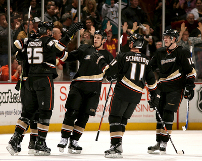 ダックス ブルージャケッツを破り連敗を2で止める