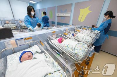 韓国農機メーカー、少子化対策で「出産奨励金」最大1億ウォン支給…企業主導の少子化対策に注目