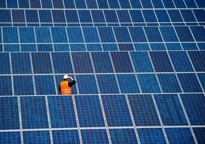 独ソーラーパネルメーカーの破産申請相次ぐ、ソルテクチャーに続きソベロも