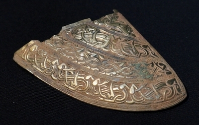 英無職男性が金属探知機で見つけた金銀の財宝、4億7000万円相当に