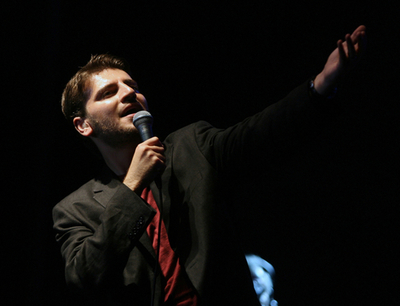 サミ・ユスフ、ラマダンを祝う音楽イベントに登場