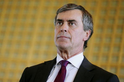 「租税回避地の根絶を」、元閣僚の脱税問題を受け対策発表 仏大統領