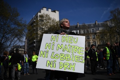 フランス「黄ベスト運動」21週目、参加者数は最低に