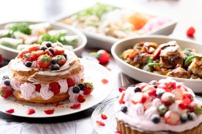 フサキビーチリゾート ホテル＆ヴィラズ 甘酸っぱい「いちご」とジューシーな「おにく」のランチブッフェ