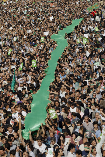 イラン反大統領派、「ツイッター」を活用 選挙後の混乱を世界に