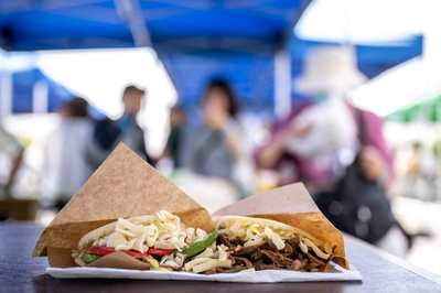 世界に広がるベネズエラの日常食アレパ 移民や健康ブーム背景に