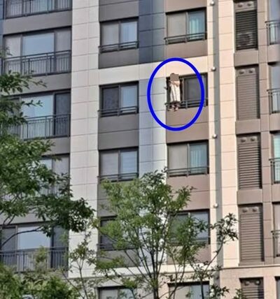 そこまでするか…韓国・高層マンションで「命懸けの喫煙」にヒヤヒヤ