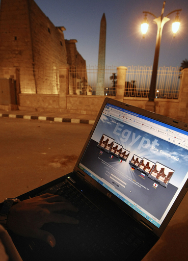 エジプト、古代遺跡でもインターネットが接続可能に