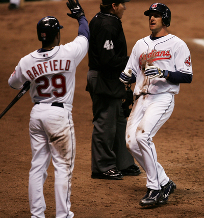 ＜07MLB＞インディアンス エンゼルスとの接戦を制す - 米国