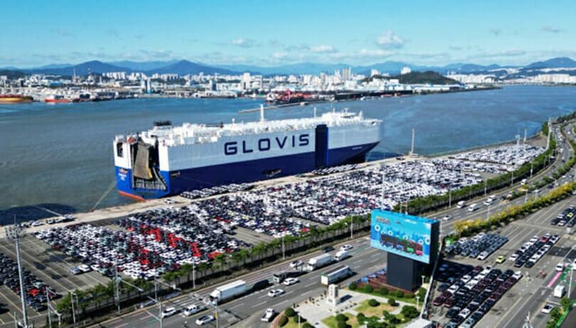 現代自動車蔚山工場の輸出積出埠頭(c)KOREA WAVE