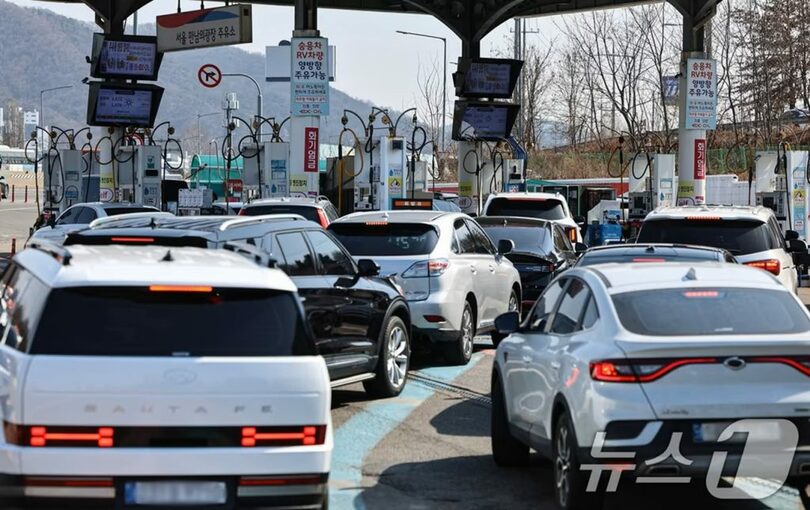 3月4日、ソウルの京釜高速道路・マンナム広場サービスエリアのガソリンスタンド(c)news1