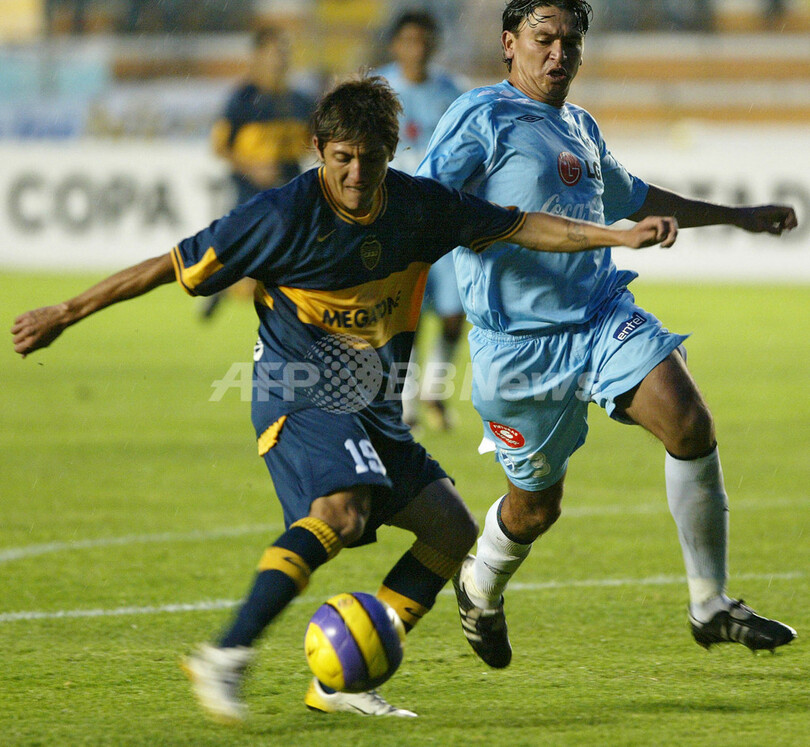 ＜サッカー 07リベルタドーレス杯南米選手権＞ボカ・ジュニアーズ ボリバル戦は引き分けに終わる - ボリビア