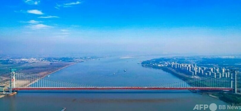 世界最大級の4主ケーブル吊橋・燕矶長江大橋が完成