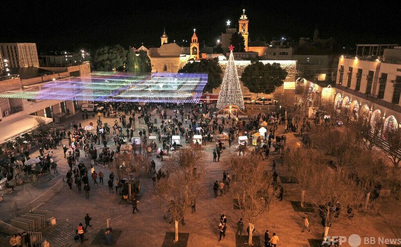 世界のクリスマス、今年もコロナ禍で縮小