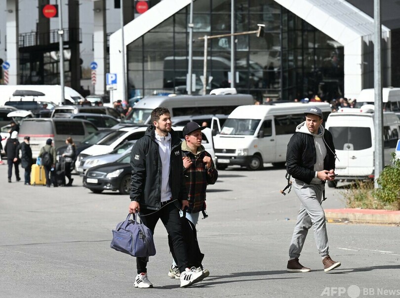 ロシア人、隣国ジョージア・モンゴル国境に殺到