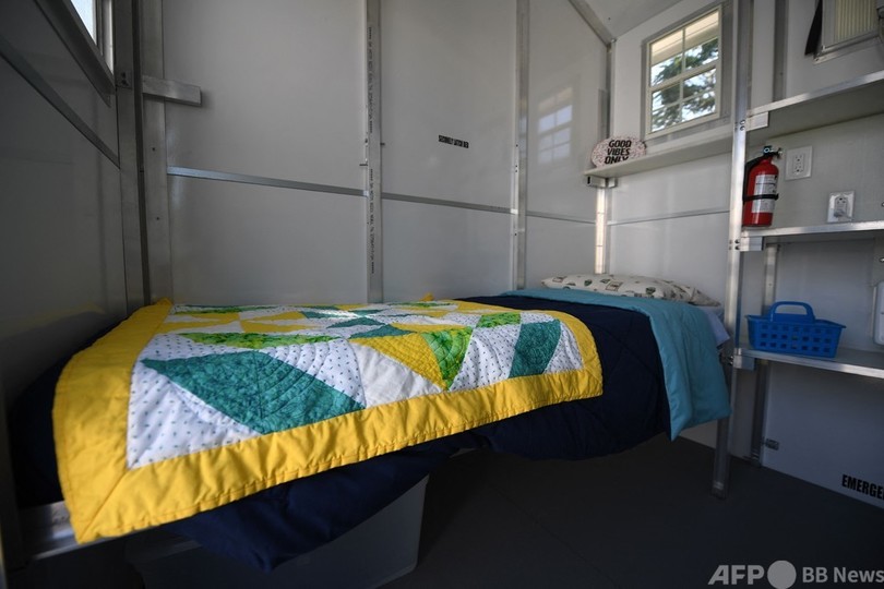 ホームレス問題解決なるか 小さな住宅「タイニーホーム」 米LA