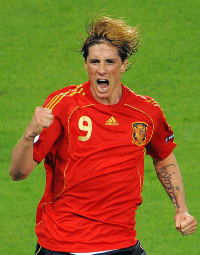 ビジャの陰から抜け出したフェルナンド・トーレス 写真28枚 国際