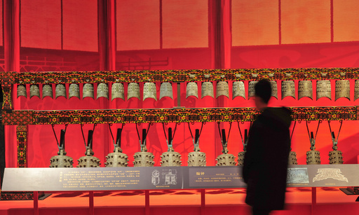 古美術 中国 楚 漆器 二件 数寄者蔵品 古代楚国の暮らしを再現 青銅器や漆器など 写真6枚 国際ニュース