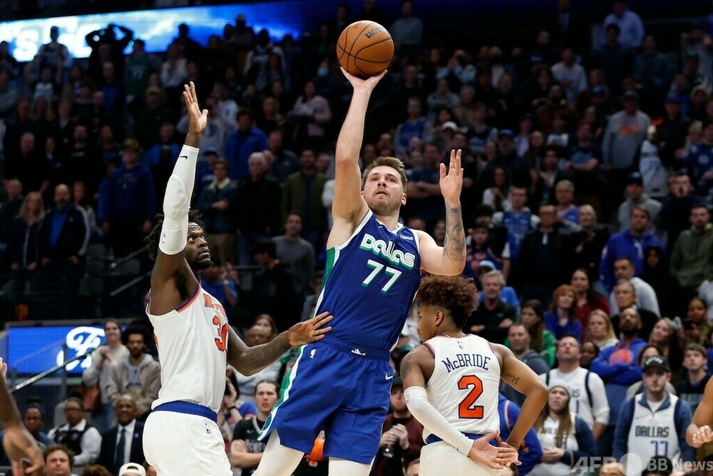 ドンチッチ ドンチッチが大記録 史上初60点20リバウンド超えのトリプルダブル 写真