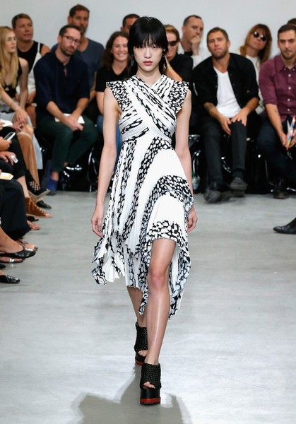 「プロエンザ スクーラー」17年春夏